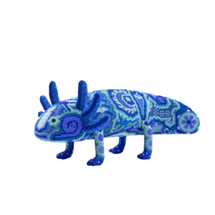 Escultura de ajolote con chaquiras color azul marino