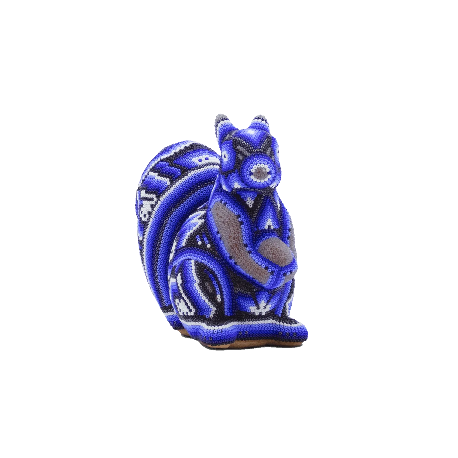 Figura de ardilla enchaquirada