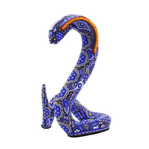 Figura de cobra reina enchaquirada